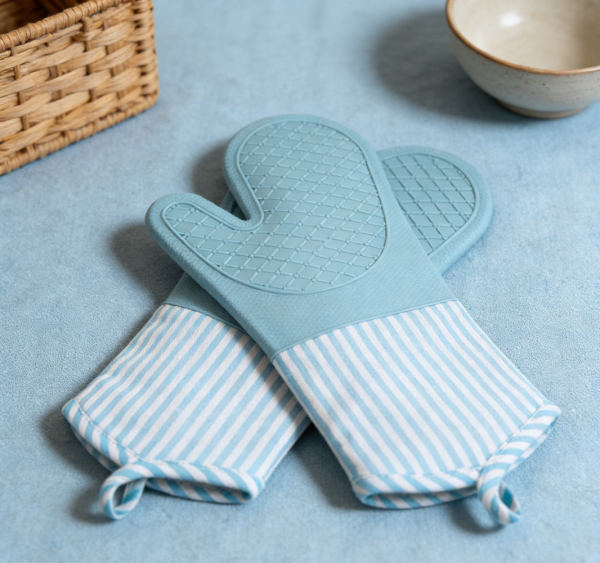 2-Pair 13.5-Inch Silicone Oven Mitts – Quilted Liner, Waterproof Non-Slip, 500°F Heat Resistance